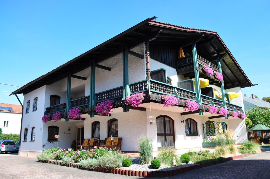 Landhaus Cornelia บัดเบียร์นบาค ภายนอก รูปภาพ